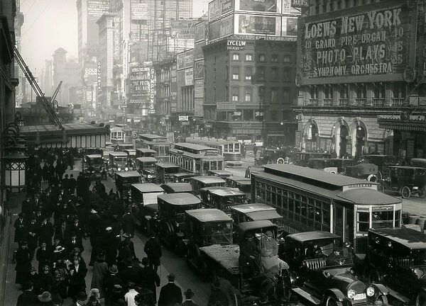 Times Square, crowded with cars, buses and people, c. 1917 (b  /  w photo)