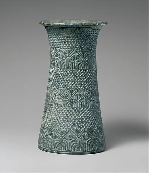 Vase with overlapping pattern and three bands of palm trees, c