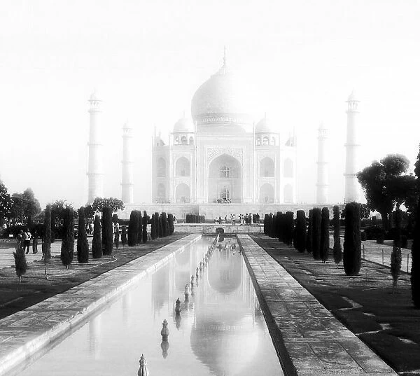 Taj Mahal. Anna Cseresnjes