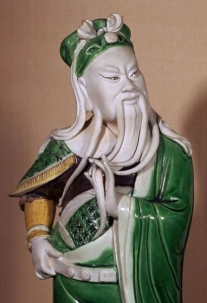 Chinese statuette of the god Kuan-ti, 17th century