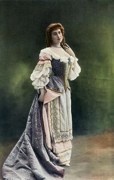 Mlle. Felyne - Du Theatre National De L Odeon - Role de Leonore - L Ecole Des Maris, 1904