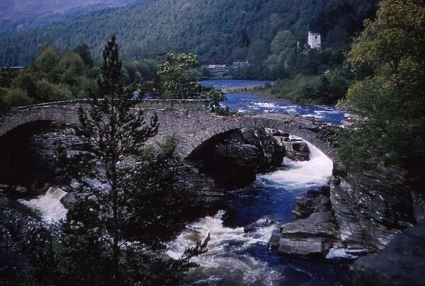 Old Bridge, Invermoriston, Invernessshire, Scotland, 20th century. Artist: CM Dixon