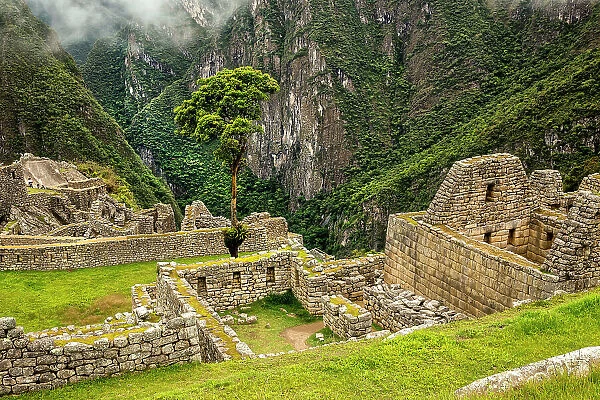 Peru, Machu Picchu, overview of ruins