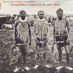 Chinook Grass Dance - Young Braves