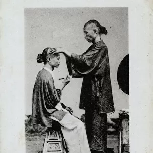 Hong Kong - Itinerant Chinese Barber in the Street