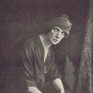 Portrait of the dancer Maud Allen, London, 1921