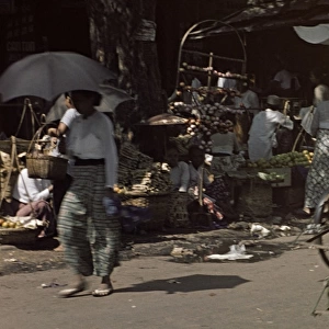 Street traffic - Rangoon