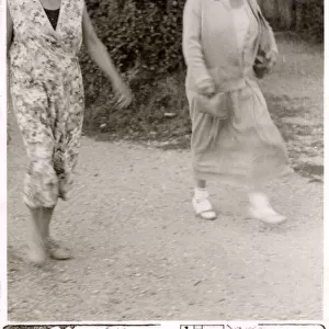Sunny Snaps postcard - Bognor Regis - Two elderly ladies