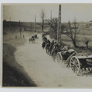 WW1 - column of 18pdr QF Mark 1 Guns on a road in France