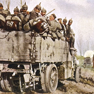 Wwi / German Troops / Lorry