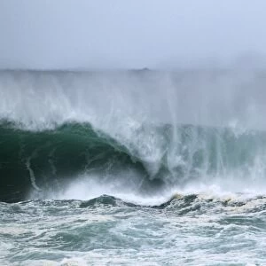 Atlantic Storm Waves breaking on rocky shore - Porthnahaven - Islay - Scotland - UK LA005443