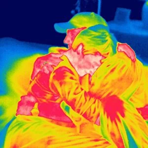 Couple hugging, thermogram