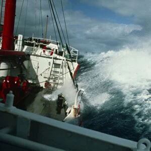 RRS John Biscoe in heavy seas, Drakes Passage