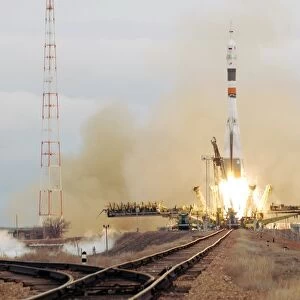 Soyuz TMA-14 crew before launch