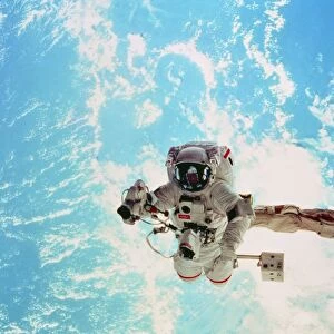 Spacewalk during shuttle mission STS-69