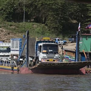 Ferry from Thailand crossing the Mekong River towards Laos, Southeast Asia, Asia