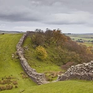 Hadrians Wall, UNESCO World Heritage Site, Northumberland, England, United Kingdom, Europe