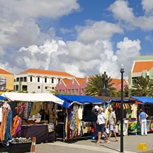 Market in Otrobanda District