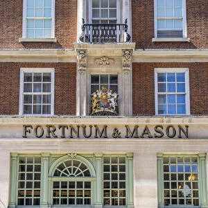 Fortnum and masons, Piccadilly, London, England, UK