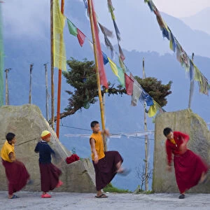 India, Sikkim, Ravangla (Rabongla), Karma Theckhling Monastery, Novice monks practising
