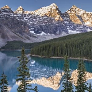 Moraine Lake and the Valley of the Ten Peaks, Rockies, Banff National Park, Alberta, Canada