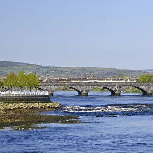 Ireland, County Limerick, Limerick City, St Johns Castle and River Shannon