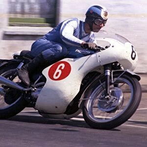 Steve Jolly (Triumph) 1969 Production TT