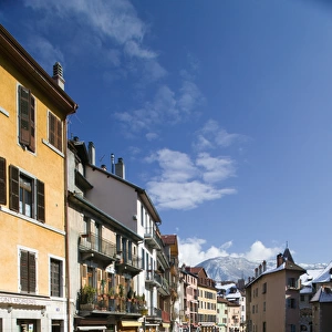 FRANCE-French Alps (Haut-Savoie)-ANNECY: Buildings along the Thiou River / Old Annecy