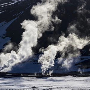 Iceland, Hverir. Geothermal steam vents. Credit as: Bill Young / Jaynes Gallery / DanitaDelimont