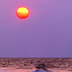 USA, South Carolina, Hilton Head Island. Sunrise on Atlantic Ocean beach. Credit as: Charles R
