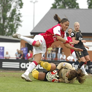 Arsenal Ladies Lift UEFA Women's Cup: 2006-07 Final (1-0 Agg.) - Arsenal vs. UMEA IK