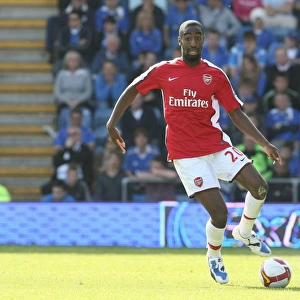 Johan Djourou's Dominance: Arsenal Crushes Portsmouth 4-0 in the Barclays Premier League