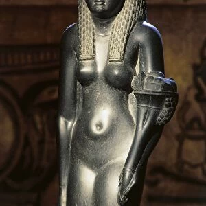 Basalt statue of of Cleopatra VII horn of plenty (51-30 b. c. ) detail