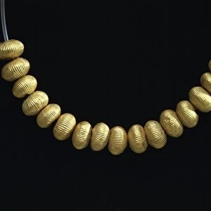 Gold necklace from Marsiliana d Albegna, Grosseto province, Italy, Etruscan civilization