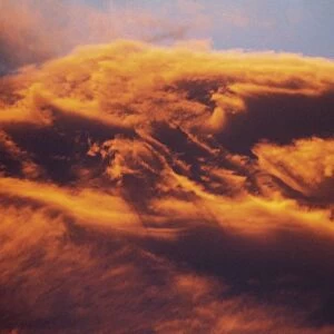 Meteorology: clouds at sunset
