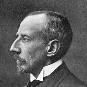 Raold Engelbrecht Gravning Amundsen (1872-1928) Norwegian explorer. First to navigate