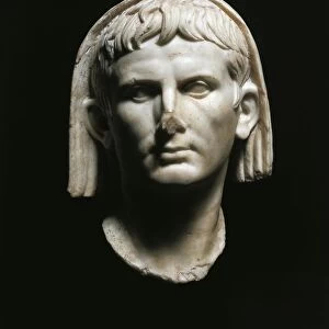 Spain, Merida, Veiled head of the Emperor Augustus (Gaius Iulius Caesar Octavianus, 63 B. C. - 14 A. D. ), Julio-Claudian dynasty, from the peristyle of the theatre (sacred room)