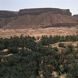 Yemen, Hadhramaut Province, Wadi Doan, landscape near Al Hajjarin village