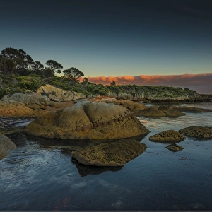 Low tide along the shoreline of Fotheringate beach, Flinders Island, Bass Strait, Tasmania, Australia