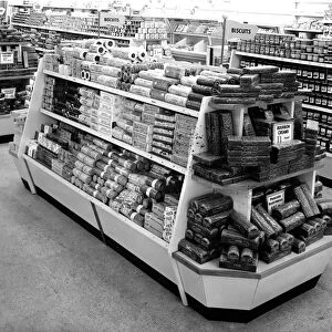 Biscuit aisle, Woolworths store, 1956 (b / w photo)