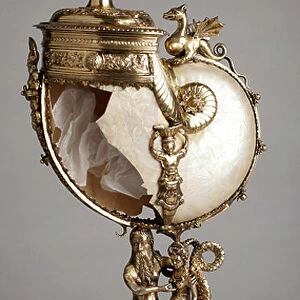 Nautilus shell cup. Gilt silver. Nuremberg. 1560 - 1575