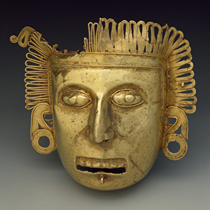 Pectoral maskette, Late Postclassic period, c. 1350-1521 (gold)