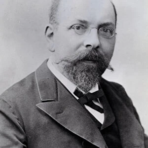 Portrait of Alfred Giard (b / w photo)