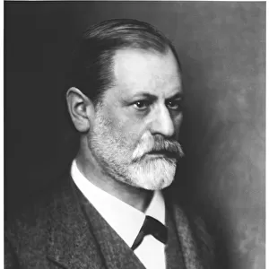 Portrait of Sigmund Freud (1856-1939) c. 1900 (b / w photo)