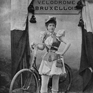 Portrait of a woman cyclist. Photography, late 19th century, Paris. Coll. Selva