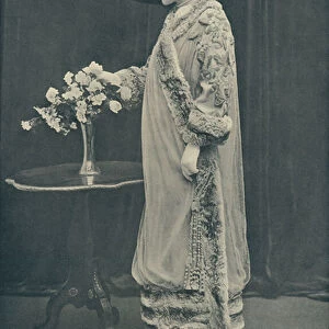 Restaurant Cloak of Embroidered Silver Net over grey chiffon and satin, trimmed with fine chinchilla (b / w photo)