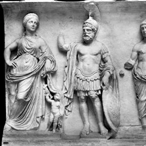 Venus, Mars and Divus Julius (marble) (b / w photo)