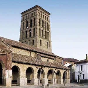 View of the Church of San Lorenzo de Sahagun, Spain, 12th-13th century (photo)