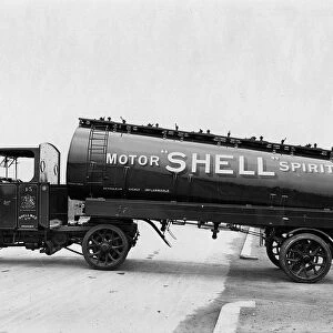 1926 Scammell petrol tanker for Shell. Creator: Unknown