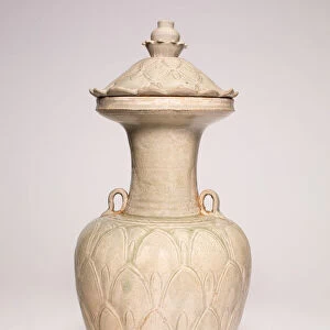 Covered Vase with Lotus Petals Decoration, Northern Song dynasty
